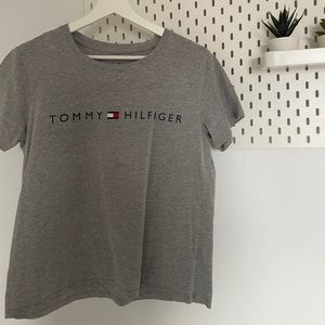 TOMMY HILFIGER TOP